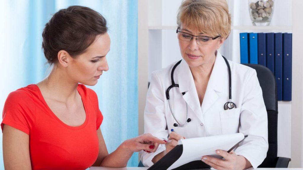 ارائه گزارش پزشک به بیمار