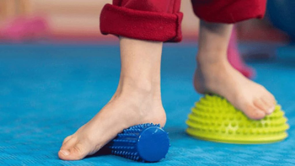 معرفی بهترین دکتر متخصص صافی کف پا + 5 مراکز درمانی در تهران